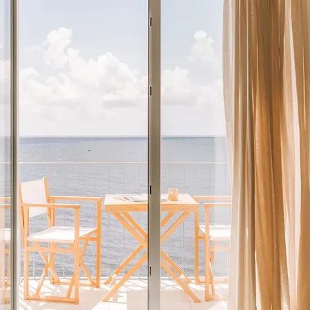 Hotel White Exclusive & 5*