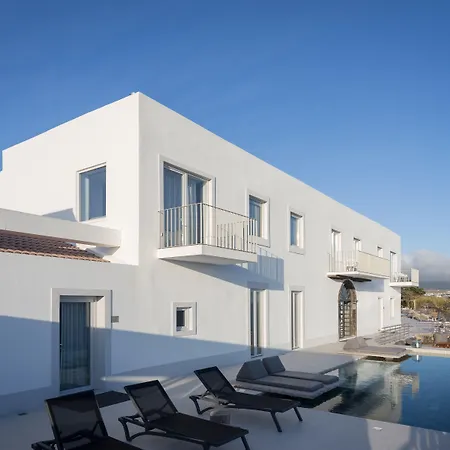 White Exclusive & 5*