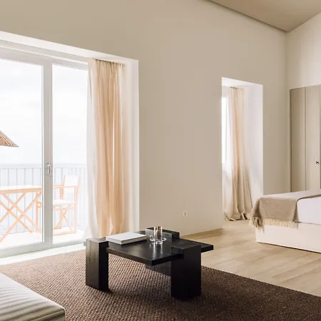 White Exclusive & Hotel Lagoa (Azores)