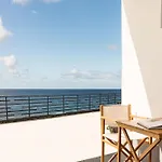 White Exclusive & Hotel 5*