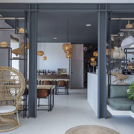 White Exclusive & ホテル 5*