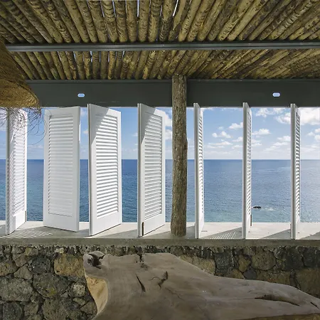 White Exclusive & 5* ラゴア