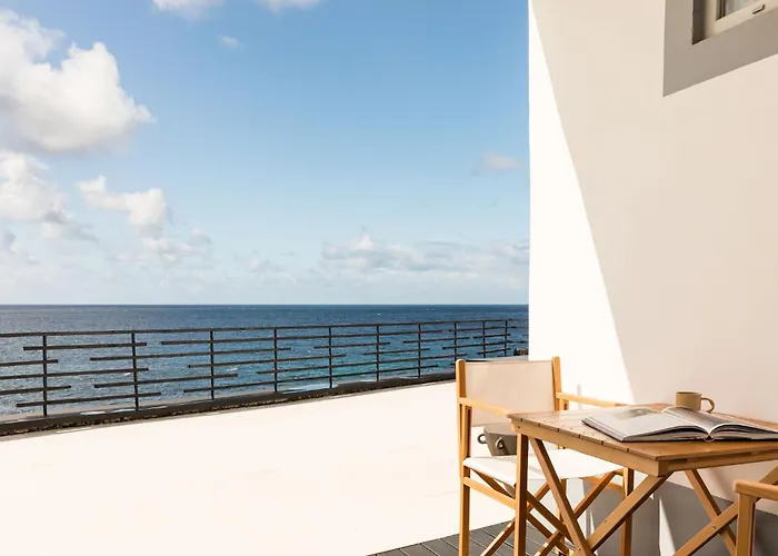 White Exclusive & Hotel 5*