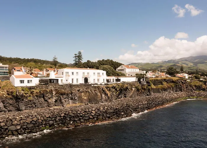 White Exclusive & Ξενοδοχείο 5*