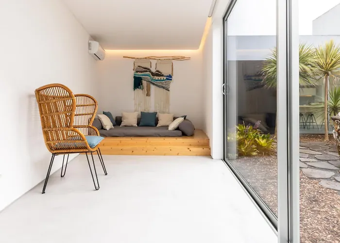 White Exclusive & Hotel 5*