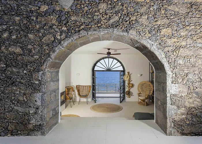 Ξενοδοχείο White Exclusive &