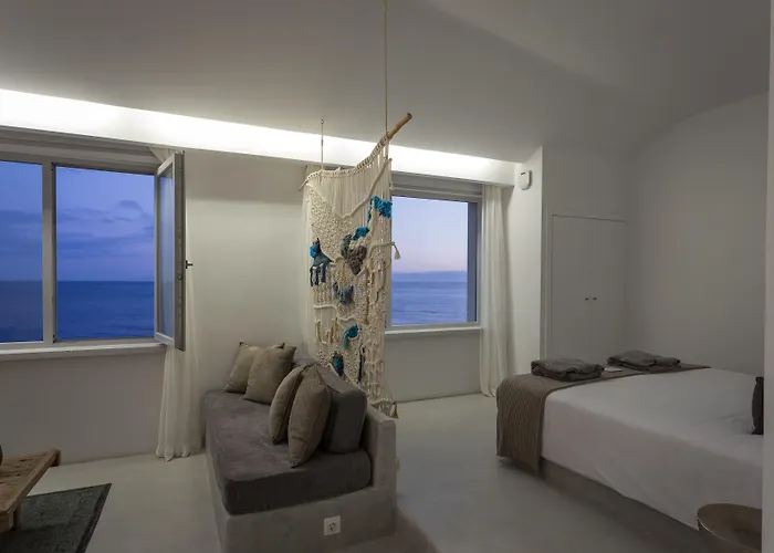 White Exclusive & Hotel