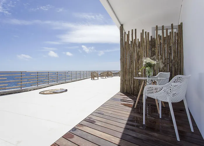 White Exclusive & Hotel Lagoa (Azores)