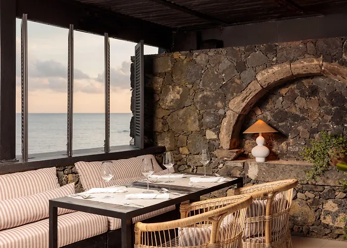 Hotel White Exclusive & Lagoa (Azores)