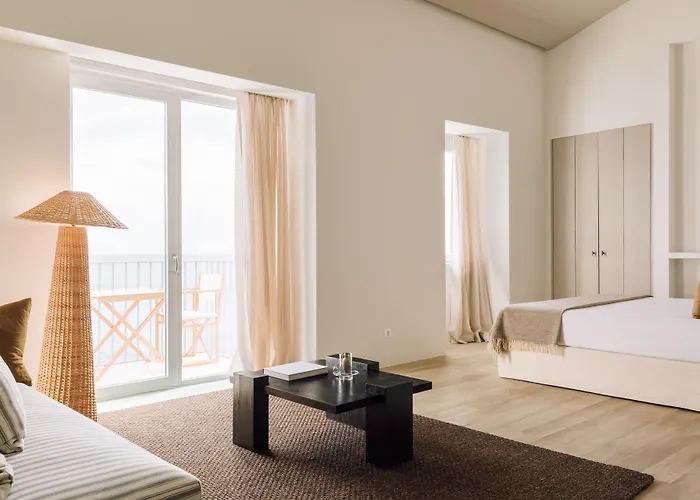 White Exclusive & Ξενοδοχείο Lagoa (Azores)